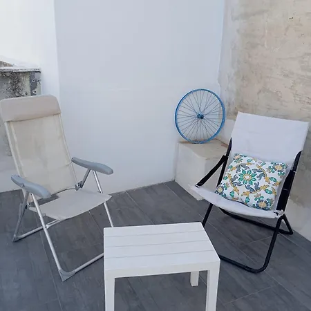 Oda ve Kahvaltı La Fontana Mattinata